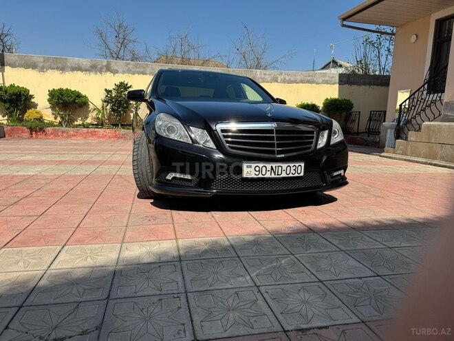 Mercedes E 300-8