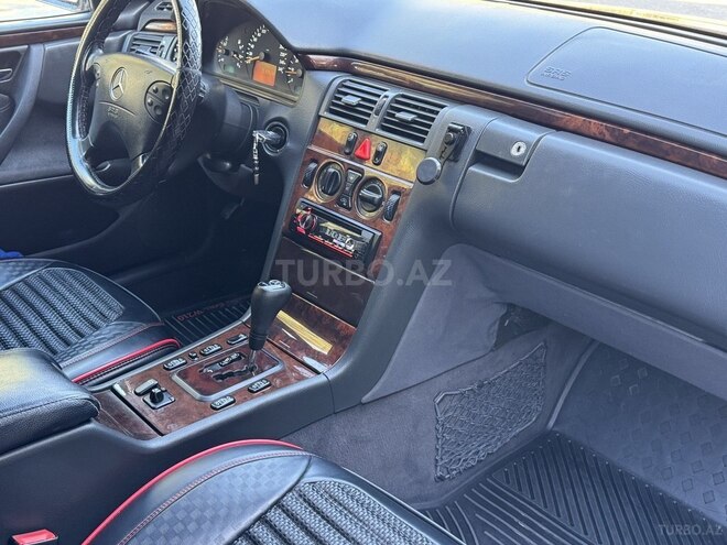 Mercedes E 200 2000, 387,848 km - 2.0 l - Bakı