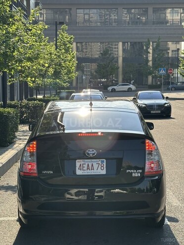 Toyota Prius-4