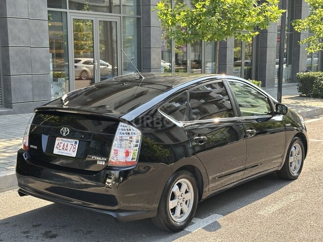 Toyota Prius-17