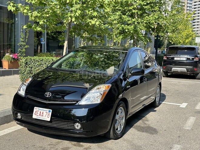 Toyota Prius-12