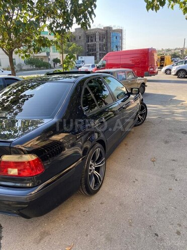 BMW 525-13