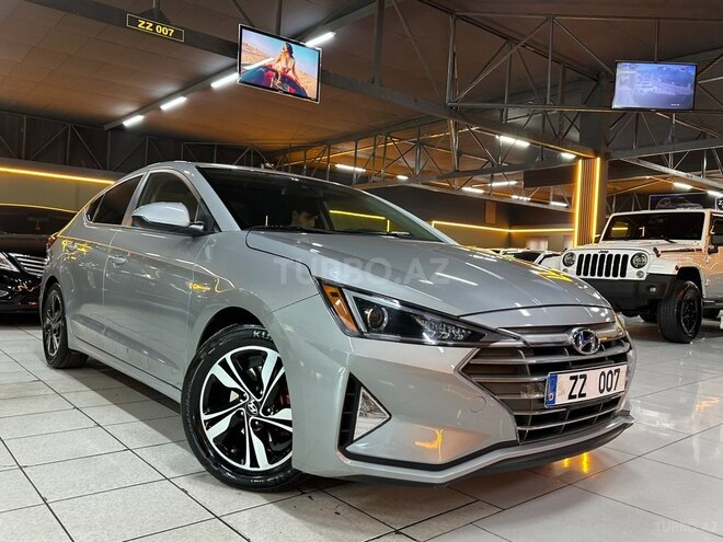 Hyundai Elantra-5