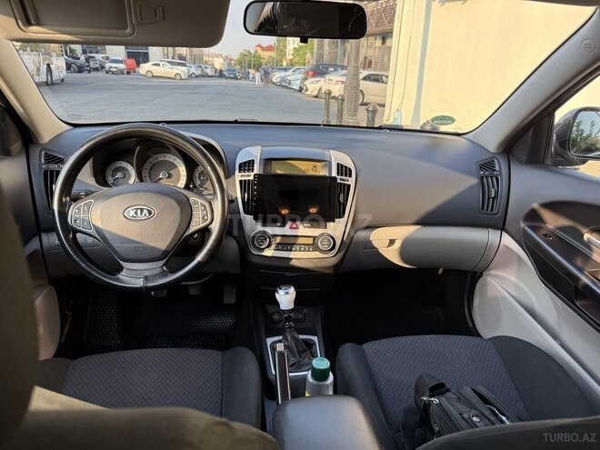 Kia Ceed-9
