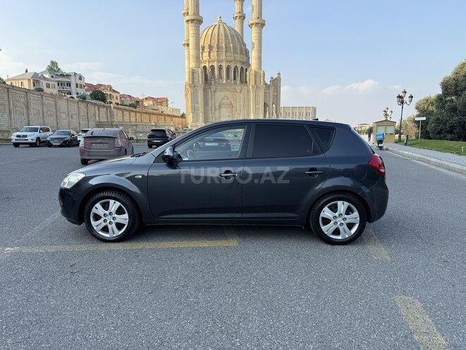 Kia Ceed-6