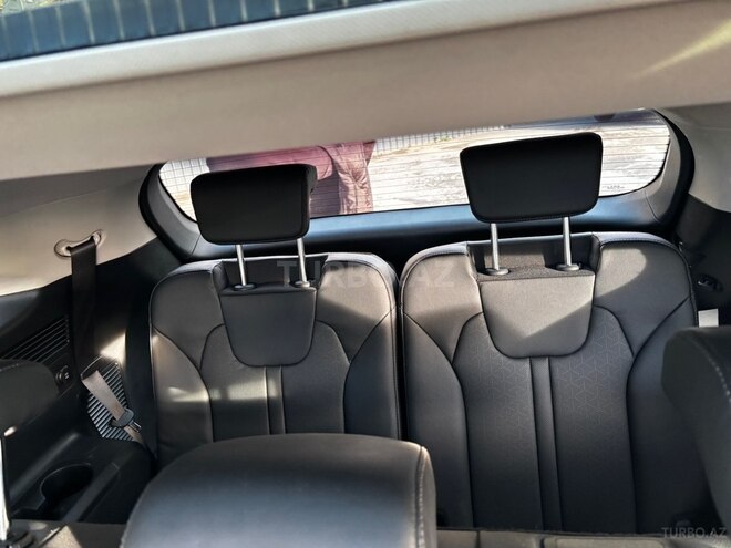 Kia Sorento-13