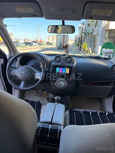 Nissan March-6