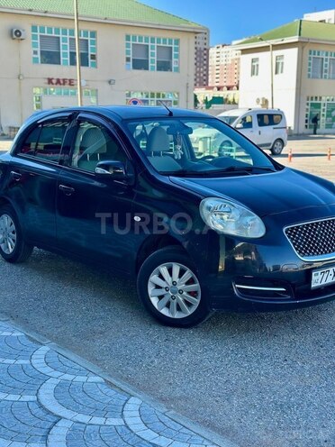Nissan March-4