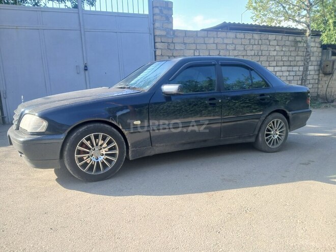Mercedes C 200-4
