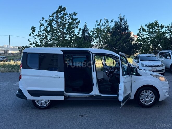 Ford Tourneo Connect-13