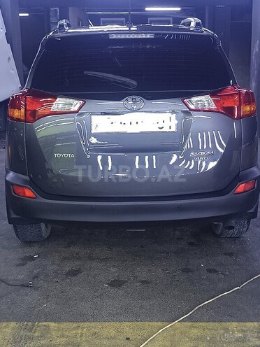 Toyota RAV4-2