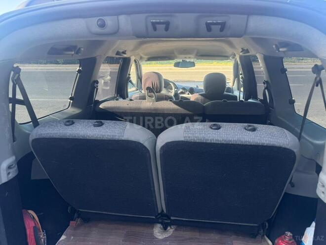 Dacia Logan-8