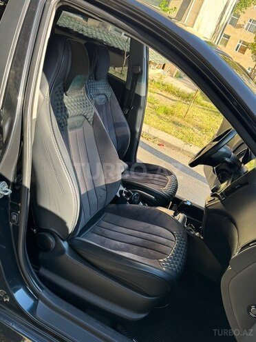 Hyundai i30-10