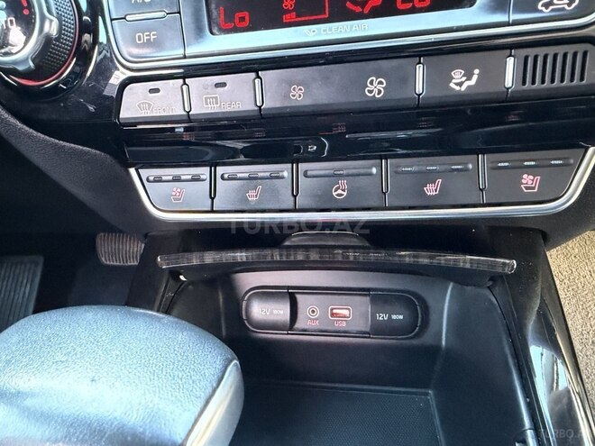Kia Sorento-11
