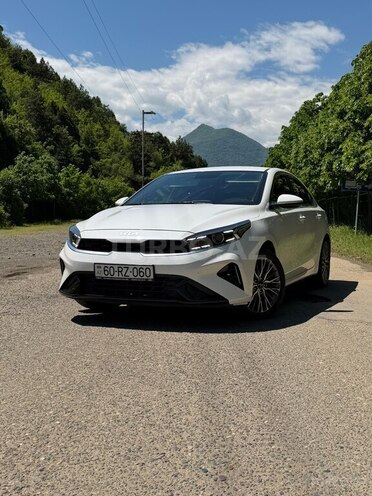 Kia Cerato-10