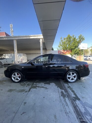 Hyundai Sonata-2
