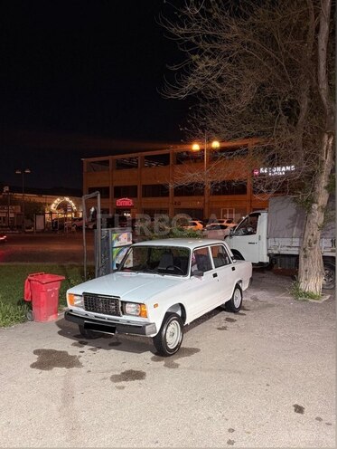 LADA (VAZ) 2107-2