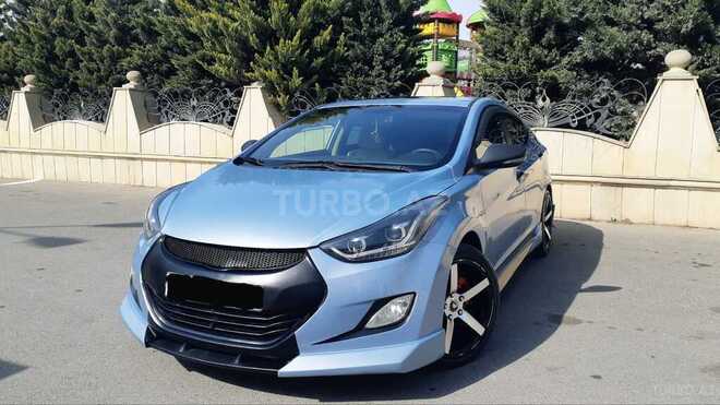 Hyundai Elantra-2
