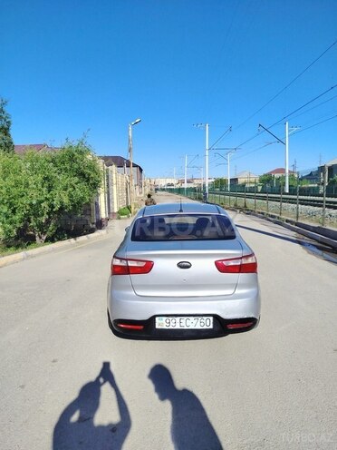 Kia Rio-8