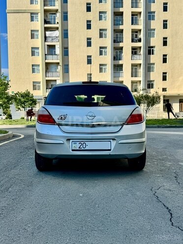 Opel Astra-2
