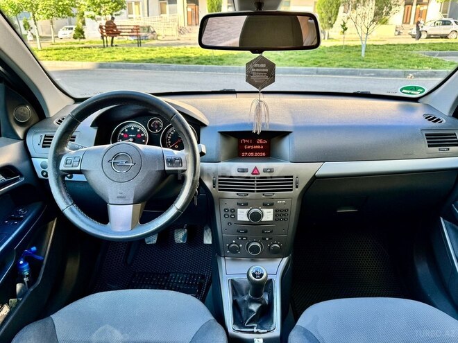 Opel Astra-3