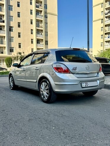 Opel Astra-9