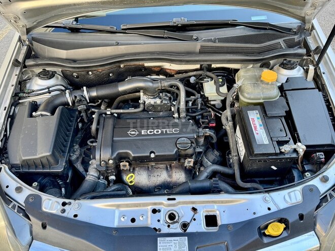 Opel Astra-12
