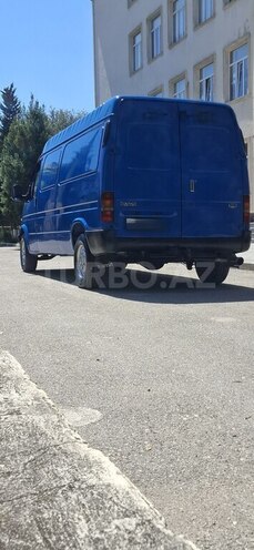 Ford Transit-3