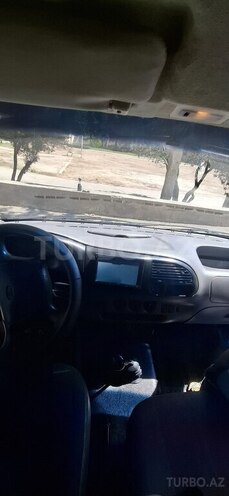Ford Transit-9