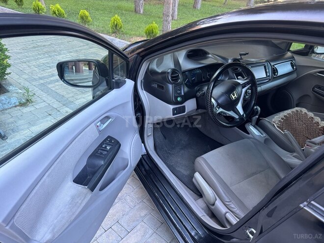 Honda Insight-15