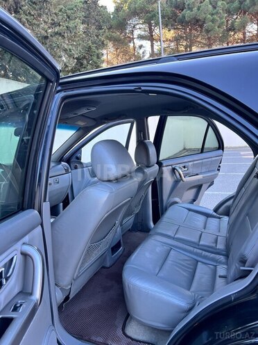 Kia Sorento-13