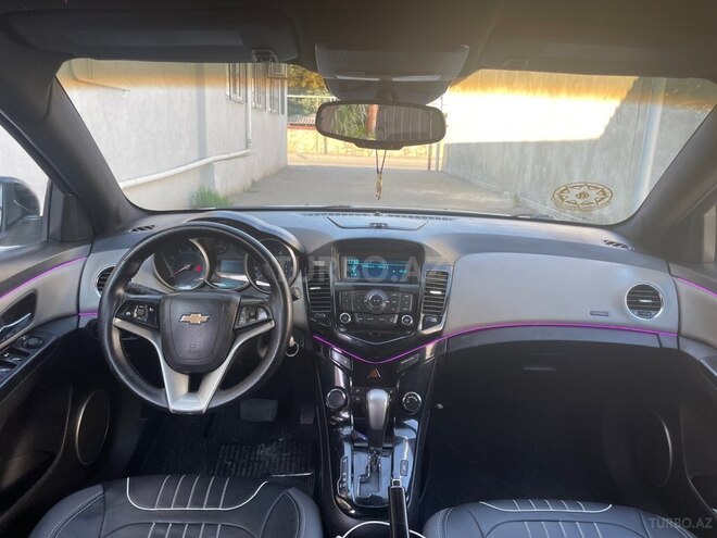 Chevrolet Cruze-4