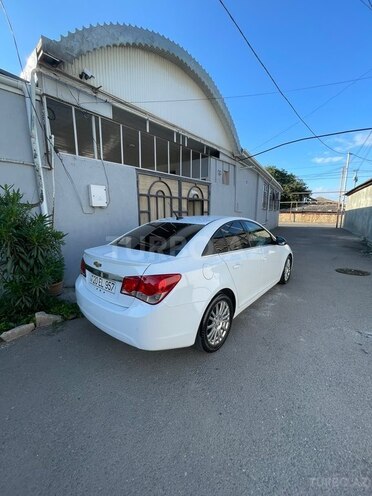 Chevrolet Cruze-14