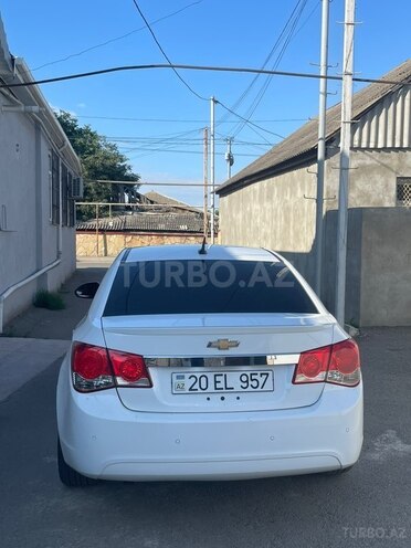 Chevrolet Cruze-2