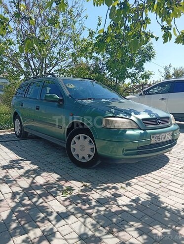 Opel Astra-1