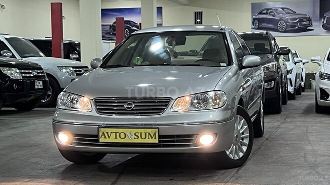 Nissan Sunny-7