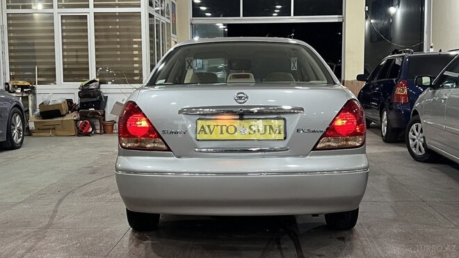 Nissan Sunny-3
