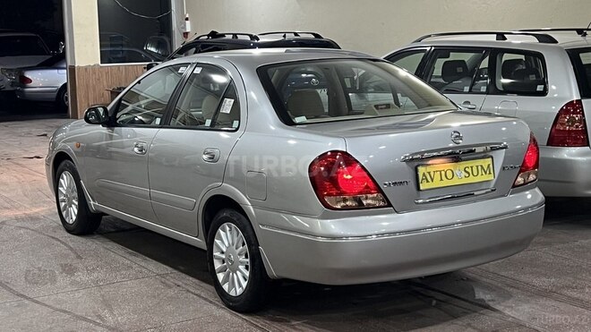 Nissan Sunny-2