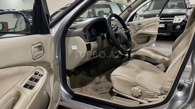 Nissan Sunny-19