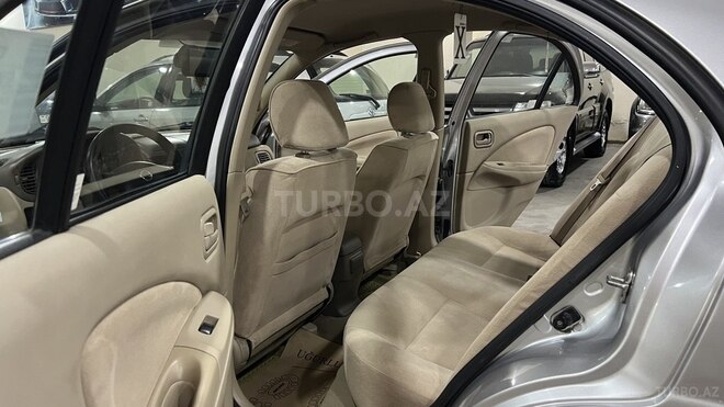 Nissan Sunny-18