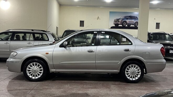 Nissan Sunny-8