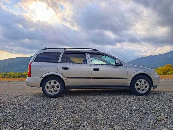 Opel Astra-7