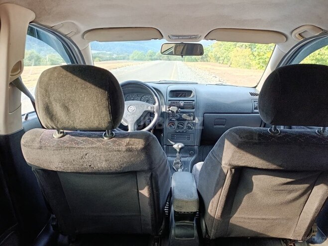 Opel Astra-12