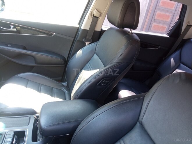 Kia Sorento-15