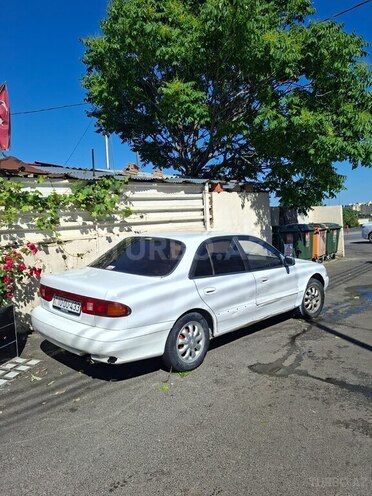 Hyundai Sonata-5