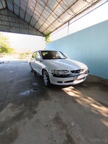 Opel Vectra-10