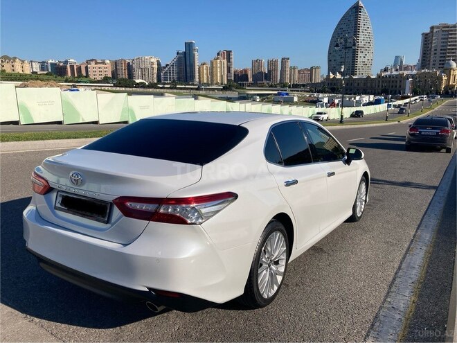 Toyota Camry-8