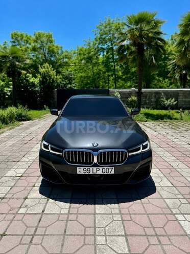 BMW 530e-1