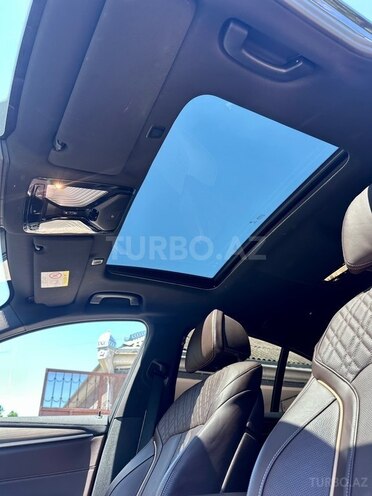 BMW 530e-13