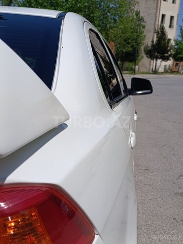 Mitsubishi Lancer-10